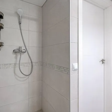 El Camison Daire *